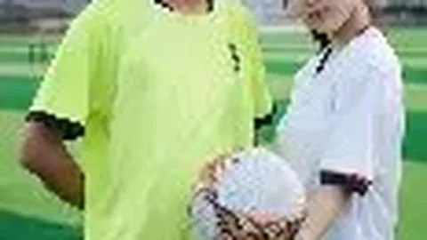 斯克茨荣获欧洲联赛最佳球员殊荣